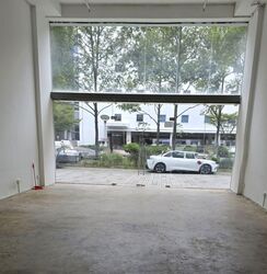 UB. One (D14), Factory #596210851